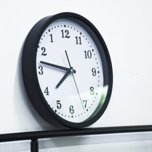 Backward clock - Baglæns ur
